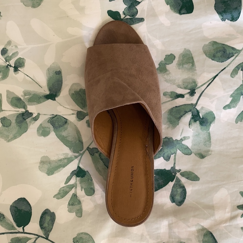 14th And Union Hanzel Block Heel Mule - image 3